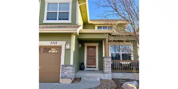 Image 3: The welcoming covered front porch is the perfect place to relax and enjoy the spectacular mountain view. Image 3: The welcoming covered front porch is the perfect place to relax and enjoy the spectacular mountain view.