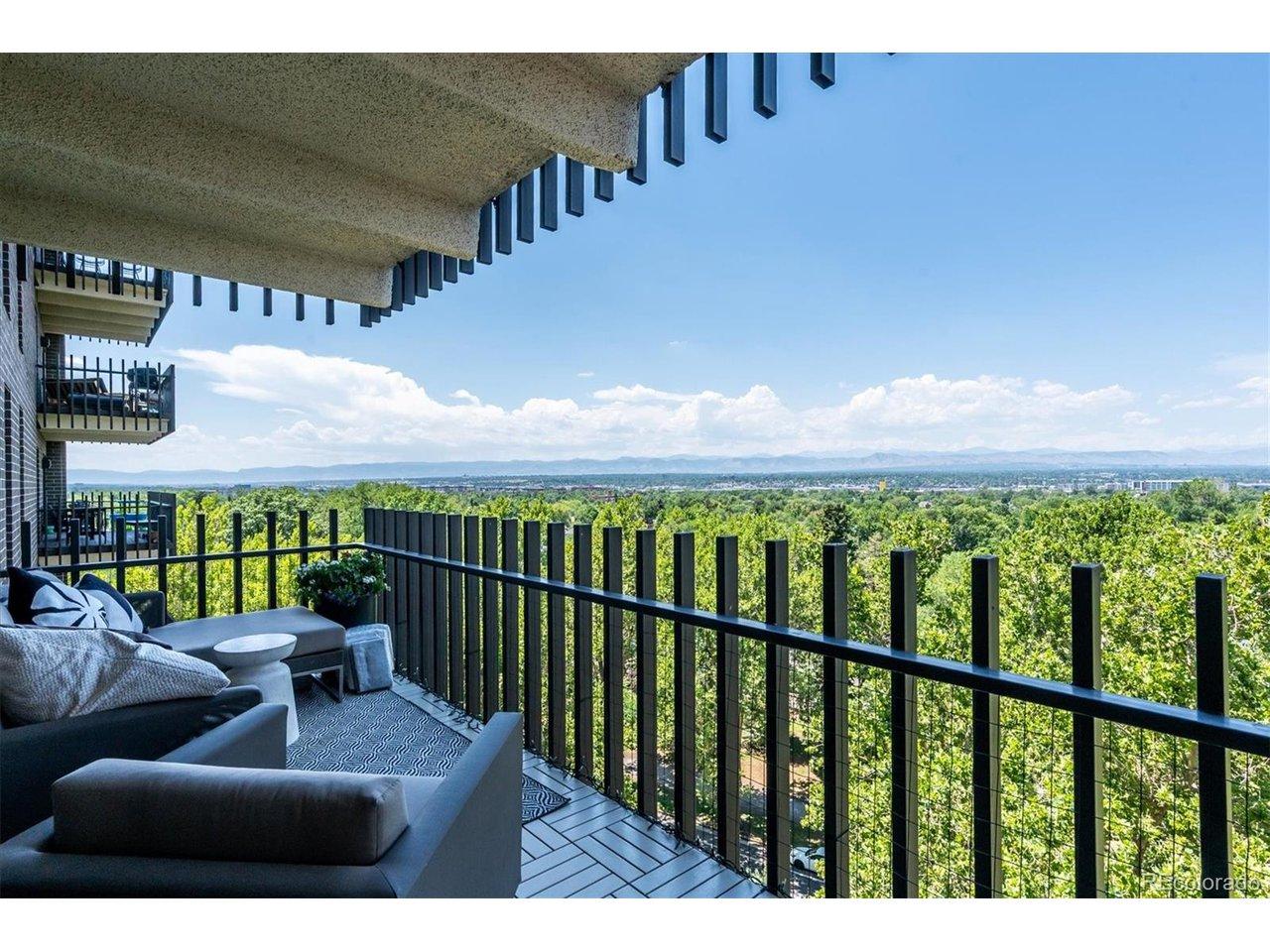 Image 2: Spacious Deck and Amazing Views! Image 2: Spacious Deck and Amazing Views!
