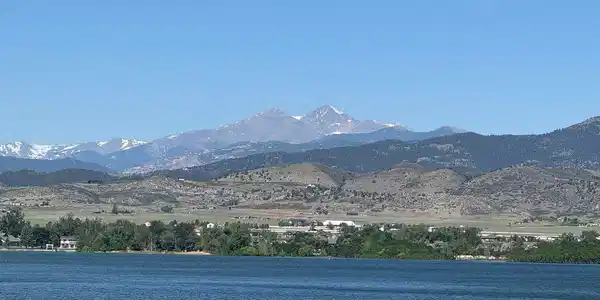 Image 4: Several different Lakes enhance the neighborhood Image 4: Several different Lakes enhance the neighborhood