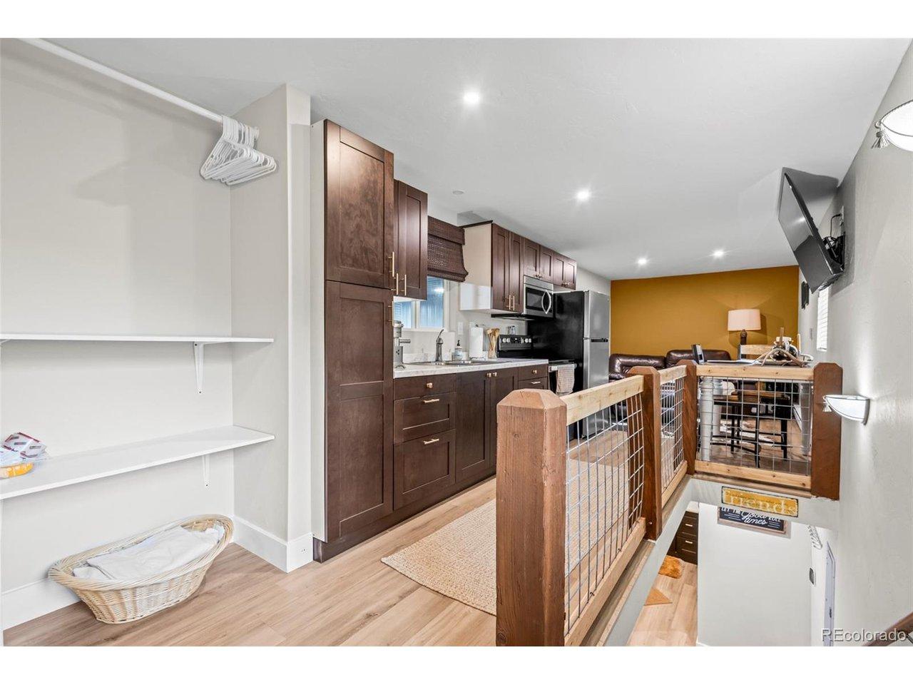 Image 2: Apartment