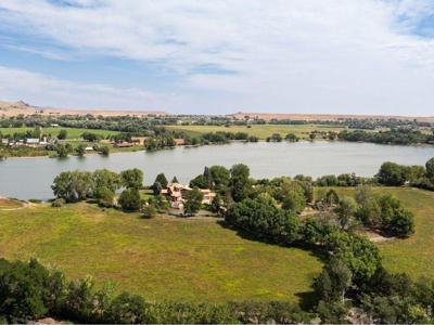 7007 Rozena Dr