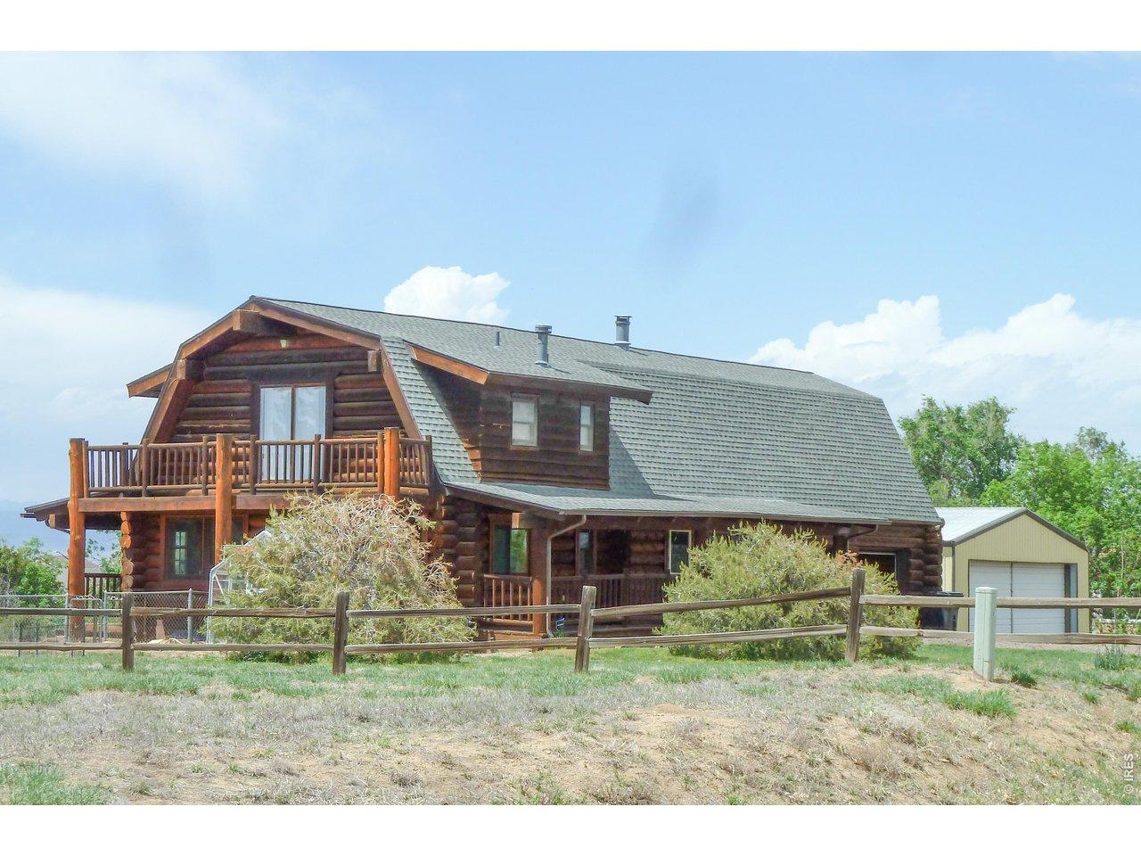 Image 3: Custom LOG home on over 2 acres, plus a 50' x 40' metal hangar! Image 3: Custom LOG home on over 2 acres, plus a 50' x 40' metal hangar!