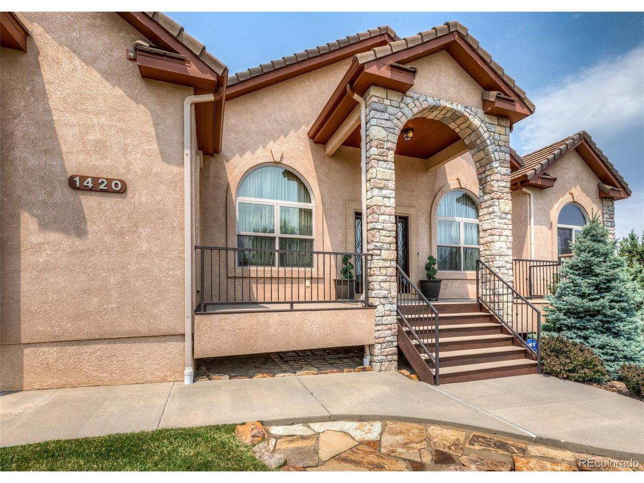 Image 4: Front entry Image 4: Front entry