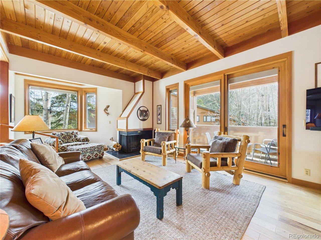 Image 1: Bright and airy end unit with abundant natural light