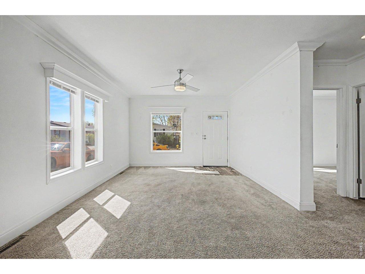 Image 2: Lots of Natural Light!