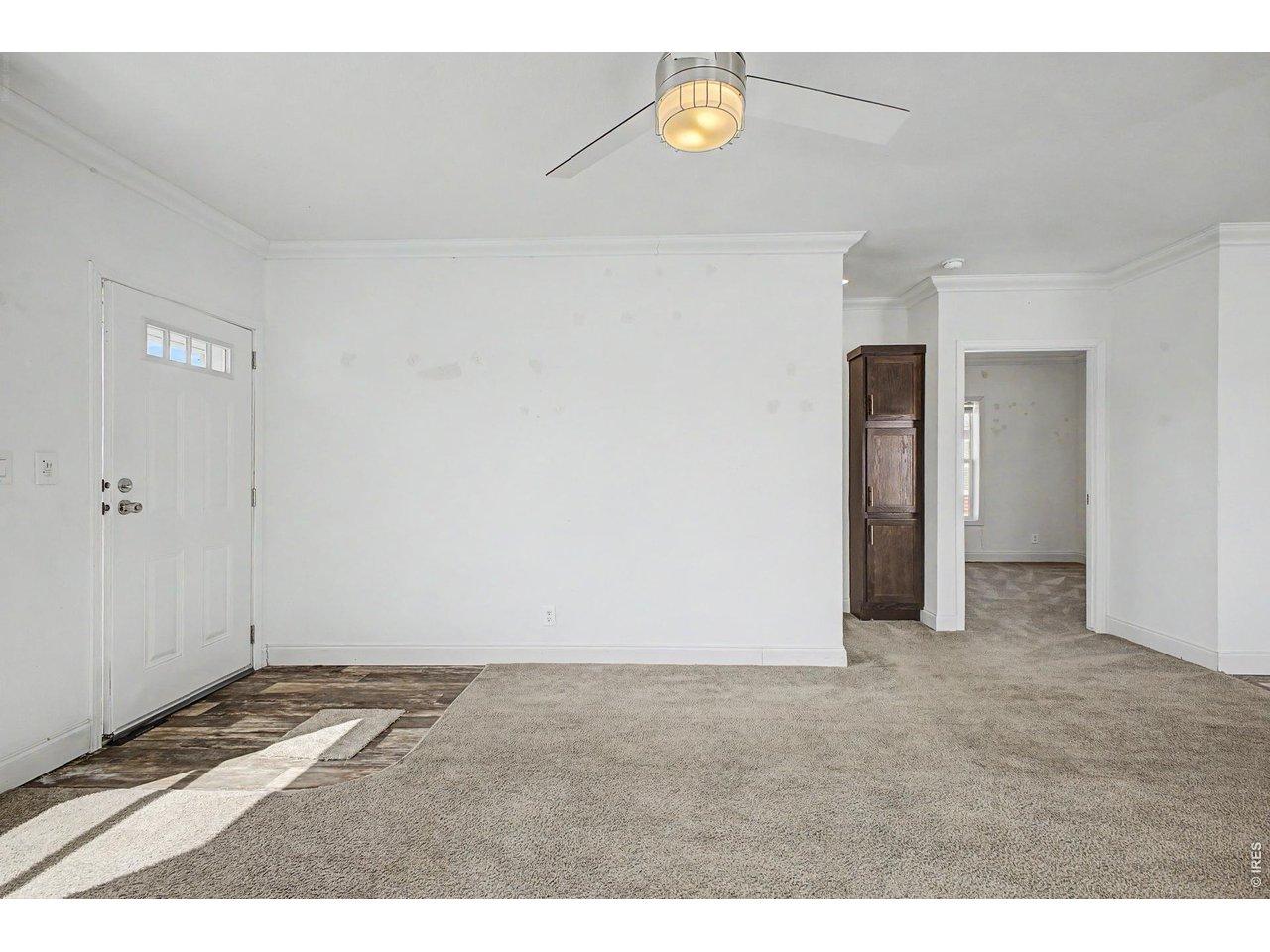 Image 3: Central Air and Ceiling Fans!