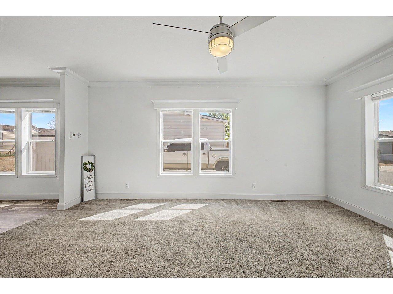 Image 4: Central Air and Ceiling Fans!