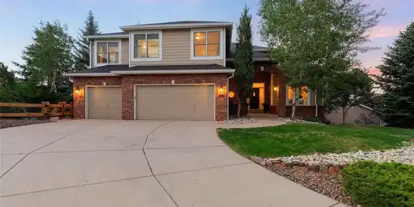 24 Desert Willow Ln