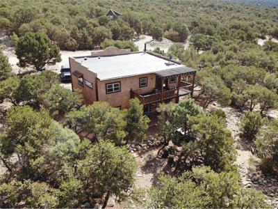 2720 N Carefree Way