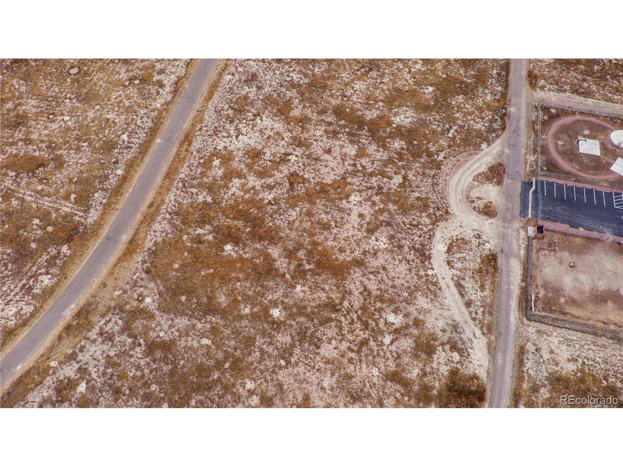 Image 3: Between the high traffic corridors Image 3: Between the high traffic corridors
