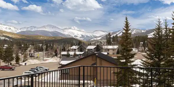 Image 3: Views from hot tub deck Image 3: Views from hot tub deck