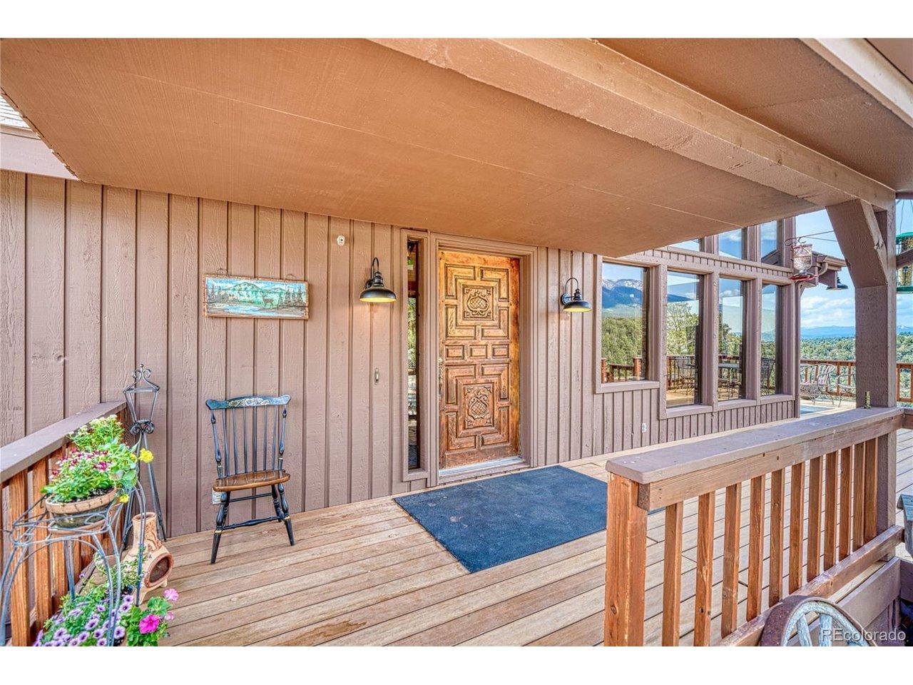 Image 4: Your front entrance awaits!