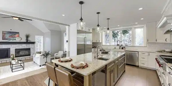 Image 3: Heated Tile Flooring & Wolf 6-burner Range & Pendant Lighting Image 3: Heated Tile Flooring & Wolf 6-burner Range & Pendant Lighting