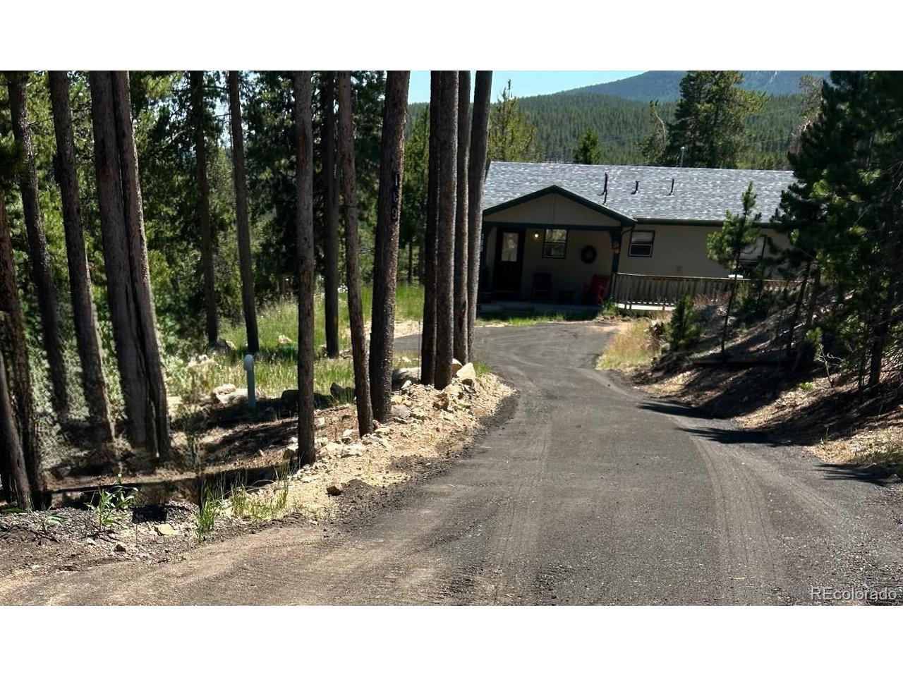 Image 2: Entry, New Gravel Driveway