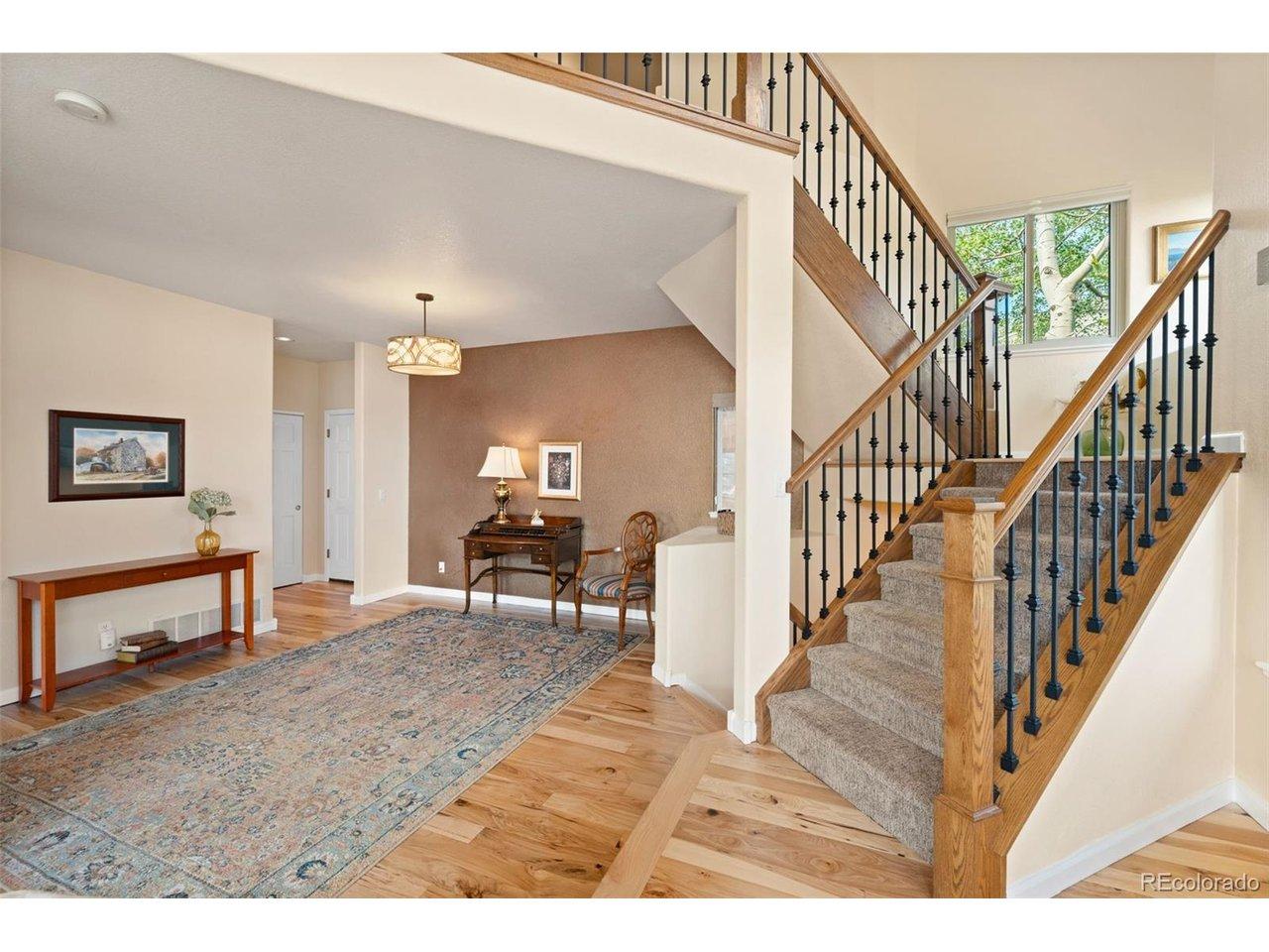 Image 2: Front Entry, Foyer Image 2: Front Entry, Foyer