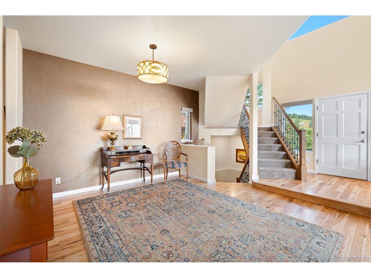Image 3: Foyer Image 3: Foyer