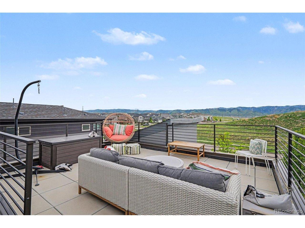 Image 3: Exquisite views from the rooftop deck! Image 3: Exquisite views from the rooftop deck!