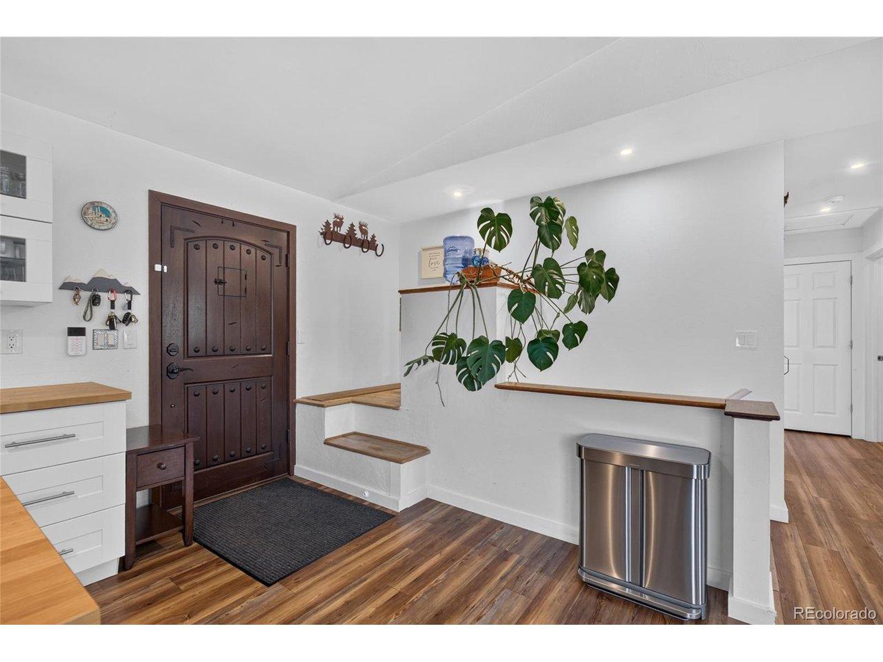 Image 3: Entrance Foyer