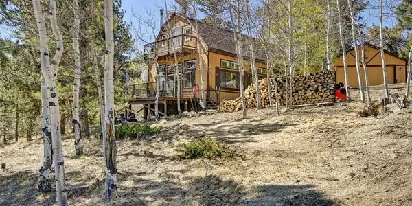 447 Blacksmith Rd