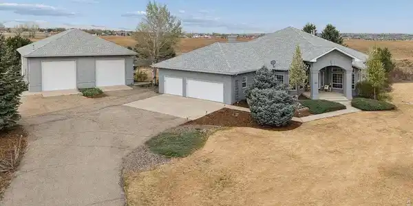 107 Blue Heron Ct