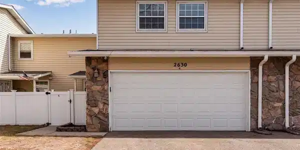 2630 S Vaughn Way
