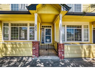 2855 Rock Creek Cir