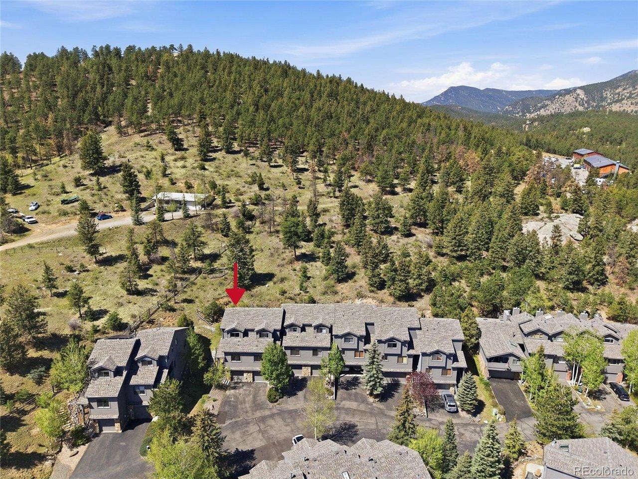 Image 2: Private HOA open space behind unit Image 2: Private HOA open space behind unit