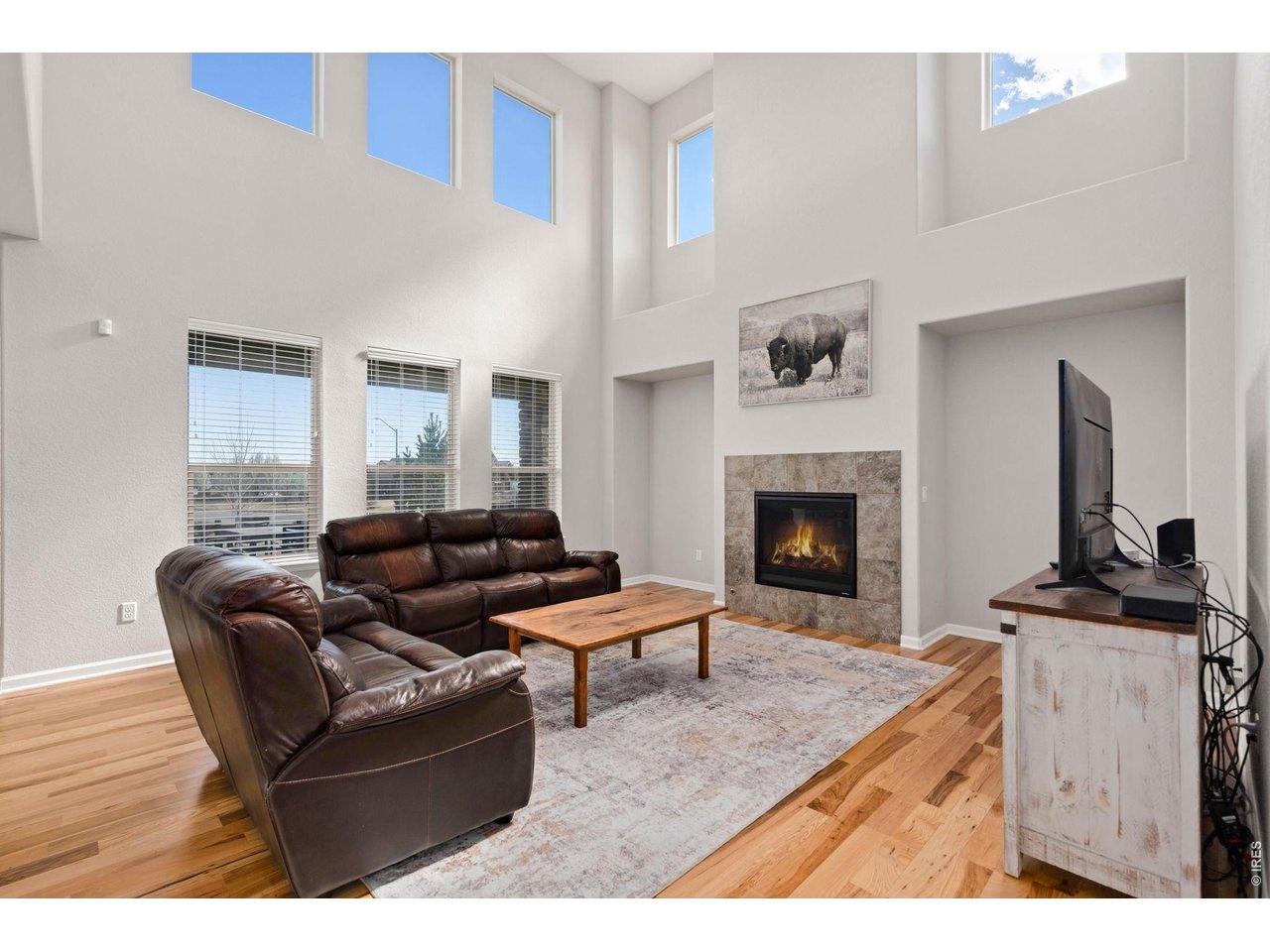 Image 4: Living Room Image 4: Living Room