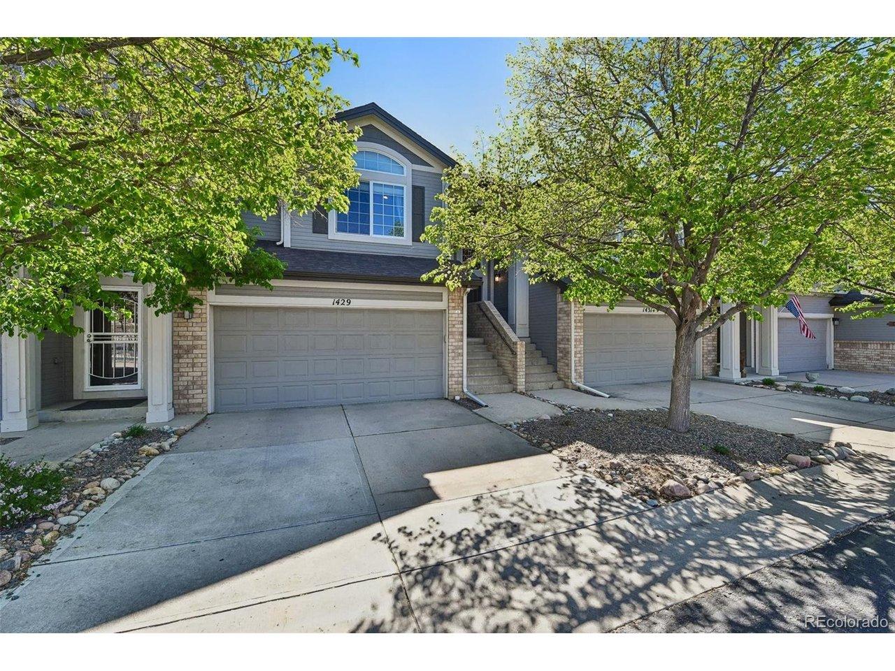Image 3: Gorgeous 4 bedroom 4 bath townhome! Image 3: Gorgeous 4 bedroom 4 bath townhome!