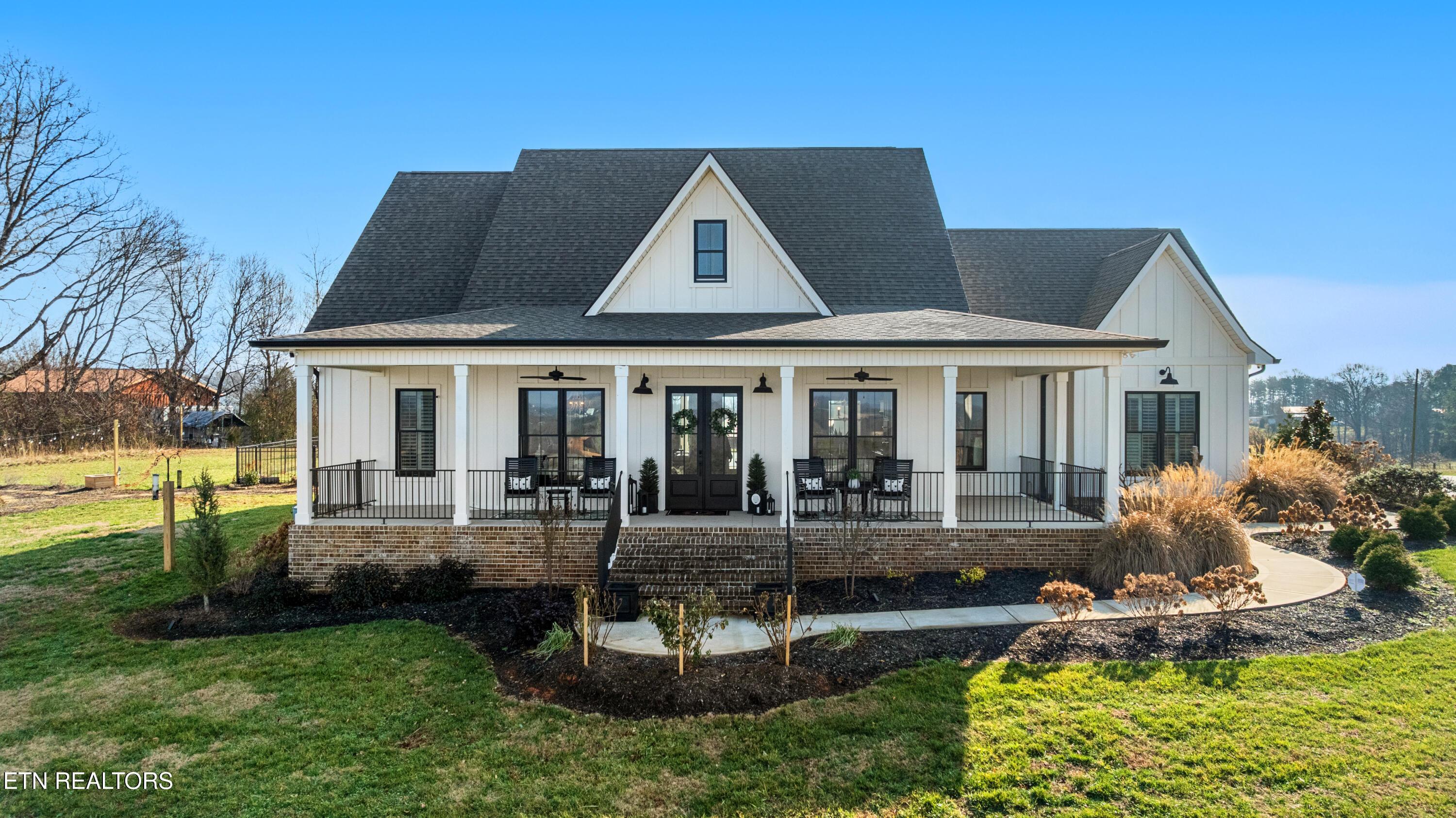 Image 3: DJI_0010-HDR