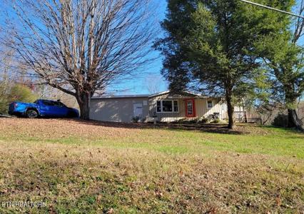 213 Whitaker Hollow Rd