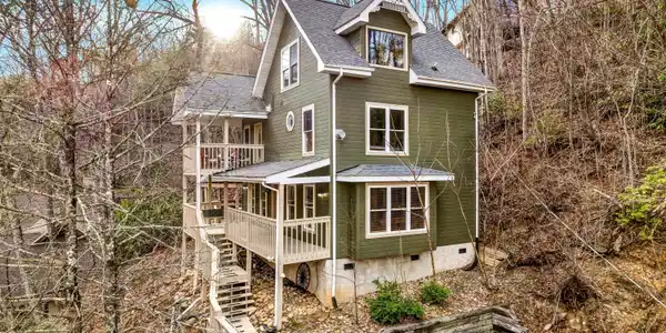 1110 Ski Mtn Rd