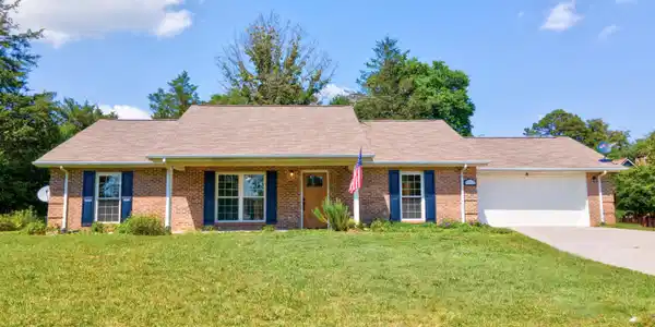114 Rolling Acres Way