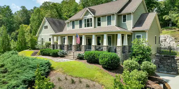 731 Hunters Run Rd