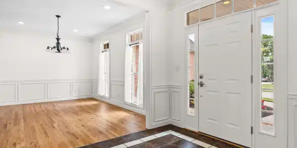 Image 3: 203HeightonCt-23