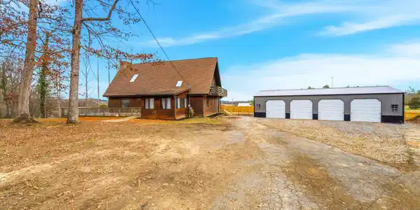 115 Heritage Lane