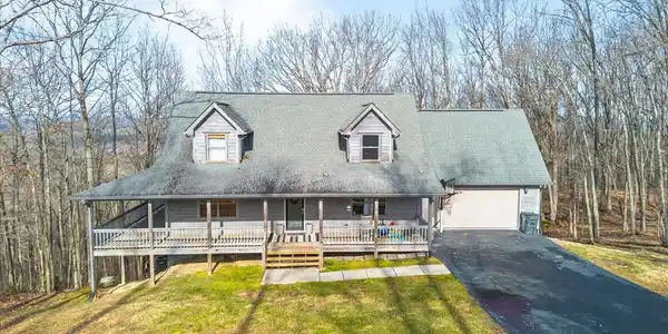 Image 2: 02-Brady Ln