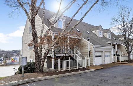 546 Riverfront Way