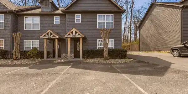 1426 William Holt Blvd
