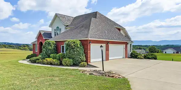 Image 2: 9-web-or-mls-3634-old-niles-ferry-rd