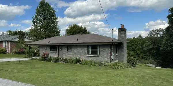 826 Patton Ferry Rd