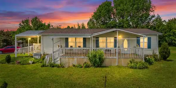 126 Cantrell Rd