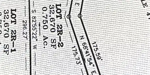 Image 2: lot 2
