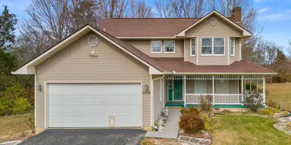 1010 Old Jacksboro Rd