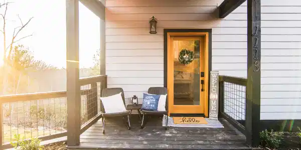 Image 4: Front Porch