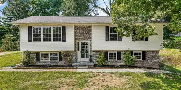 175 Henderson Lane