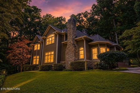 646 Hilltop Drive