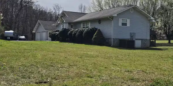 2802 Seth Rd