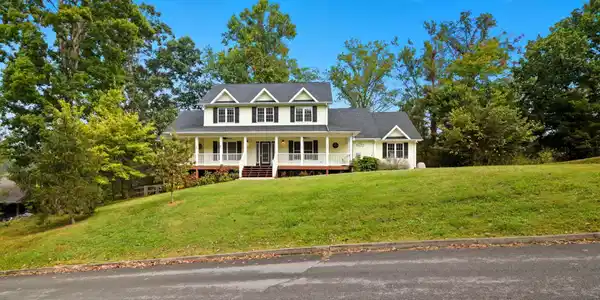 4040 Roundtop Drive