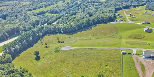 Image 4: dji_0895-dji_0897